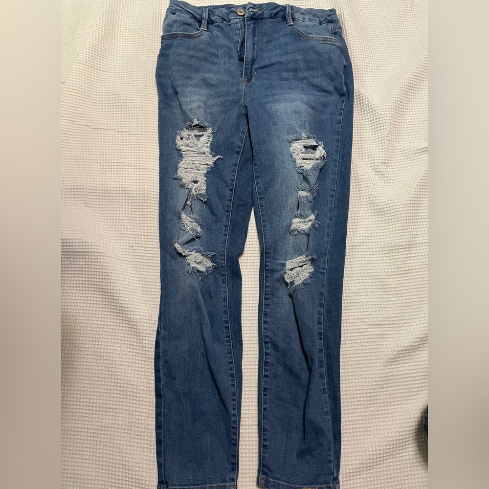 Distressed Blue Jeans Rue 21
